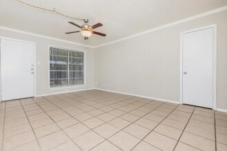 4645 Ocean Dr in Corpus Christi, TX - Building Photo - Building Photo