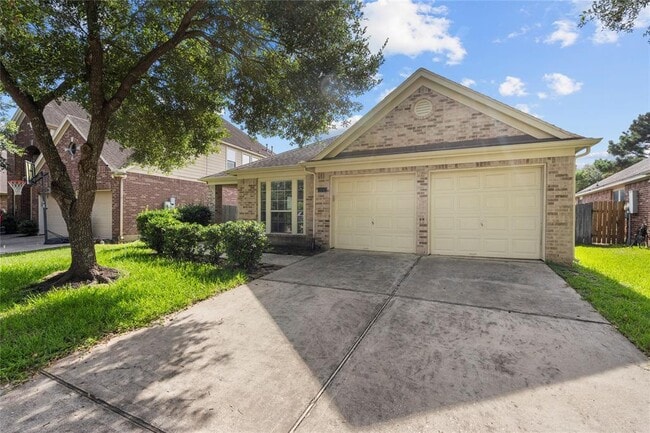 11047 Pierce Valley Dr in Richmond, TX - Building Photo - Building Photo