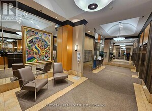 1002-70-870 Alexander St in Toronto, ON - Building Photo - Building Photo