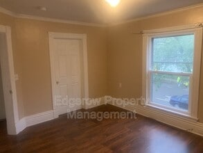 1327 Jefferson Ave SE in Grand Rapids, MI - Foto de edificio - Building Photo