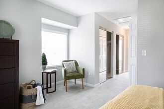 Sawmill Commons in Dublin, OH - Building Photo - Building Photo