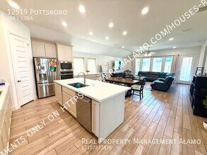 12519 Pottsboro in San Antonio, TX - Building Photo - Building Photo
