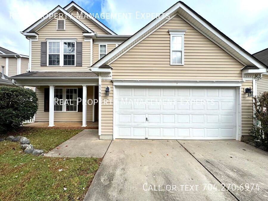 8549 Filbert Ln in Charlotte, NC - Building Photo