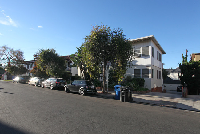 1925 Palmerston Pl in Los Angeles, CA - Building Photo - Building Photo