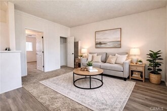 1820 W Sallie Ln, Unit B in Anaheim, CA - Foto de edificio - Building Photo