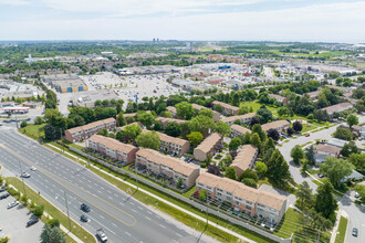 1945 Denmar Rd in Pickering, ON - Building Photo - Building Photo