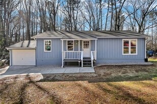 303 Nottingham Dr in Woodstock, GA - Building Photo