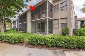 property at 1258 S Military Trail