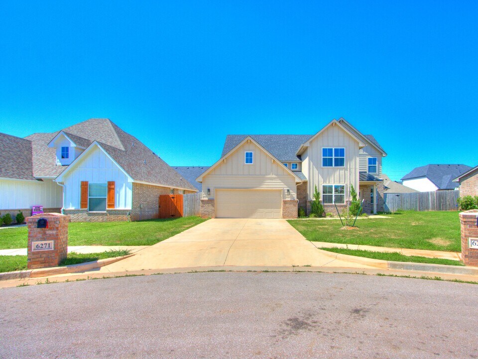 6271 NW 178th Cir in Edmond, OK - Building Photo