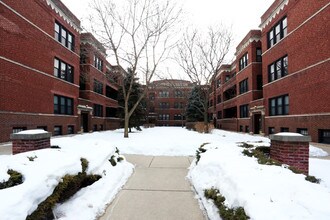 2516-2526 N Kedzie Blvd in Chicago, IL - Building Photo - Building Photo