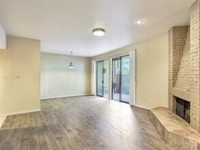 606 W Lynn St-Unit -Apt 14 in Austin, TX - Building Photo - Building Photo