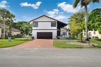 2102 SW 124th Pl in Miami, FL - Building Photo - Building Photo