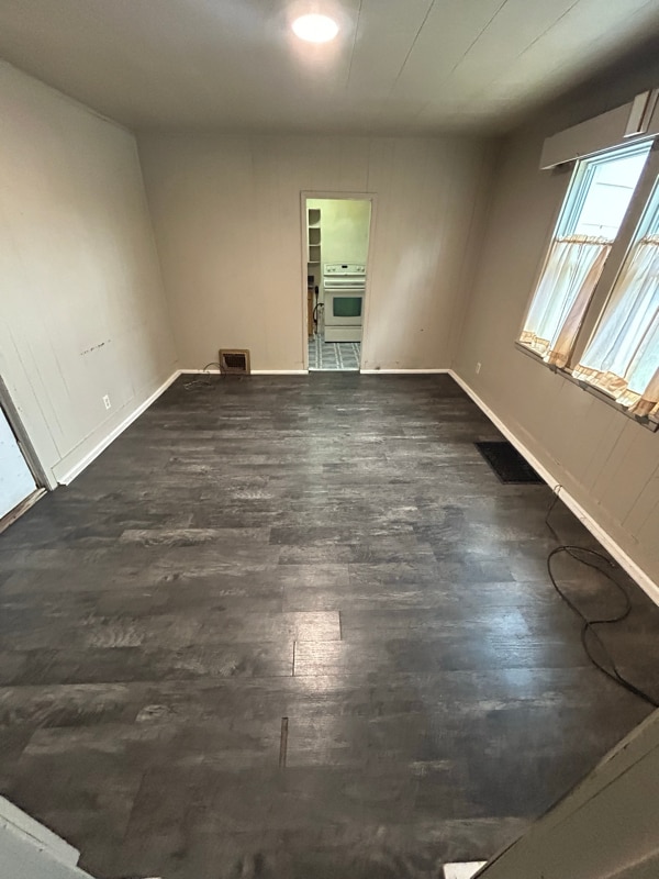 property at 115 W 15th St