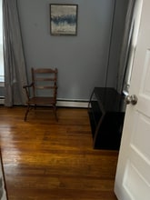 8 Davies Pl-Unit -Apt 2 Bedroom 2 in Poughkeepsie, NY - Building Photo - Building Photo