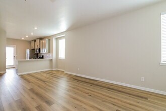 18318 E 93rd Pl in Commerce City, CO - Building Photo - Building Photo