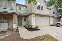 4224 Towne Lake Ct in Irving, TX - Foto de edificio - Building Photo