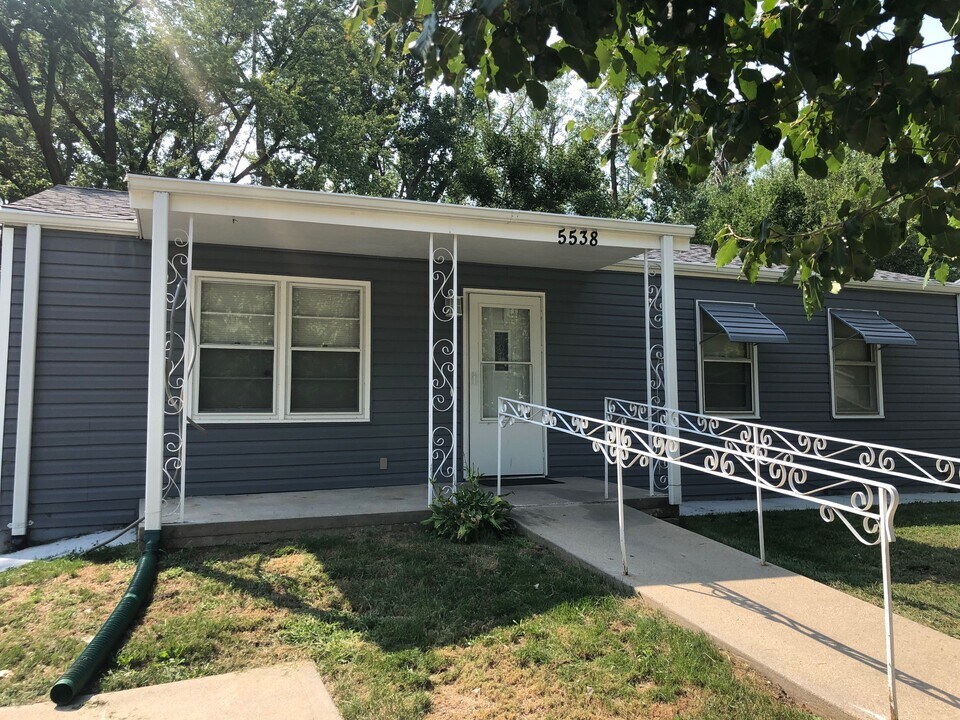 5538 N 65th St in Omaha, NE - Building Photo