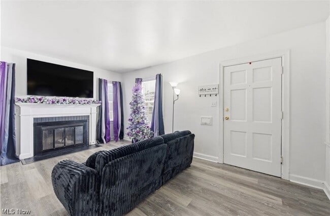 5246 Philip Ave in Maple Heights, OH - Building Photo - Building Photo