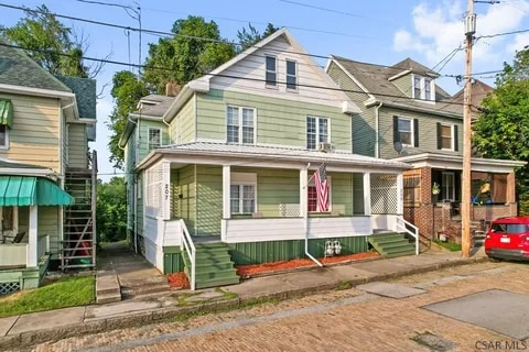 207 Lincoln Ave