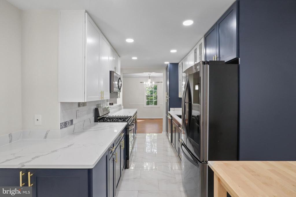 5522 Conistone Ct in Burke, VA - Foto de edificio
