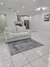 13018 SW 49th Terrace in Miami, FL - Building Photo - Building Photo