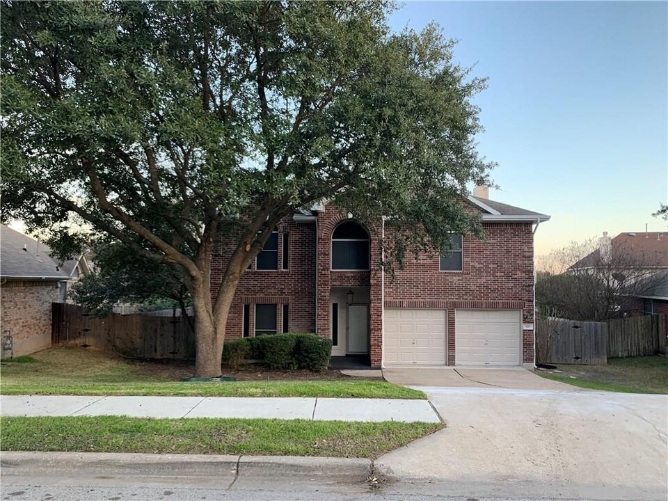 3707 Bird House Dr in Round Rock, TX - Building Photo