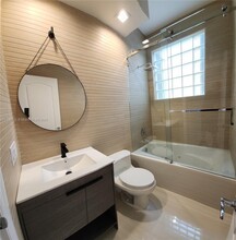 21027 NE 32nd Ave in Aventura, FL - Building Photo - Building Photo