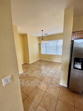 36 W Camino Rio Chiquito in Sahuarita, AZ - Building Photo - Building Photo