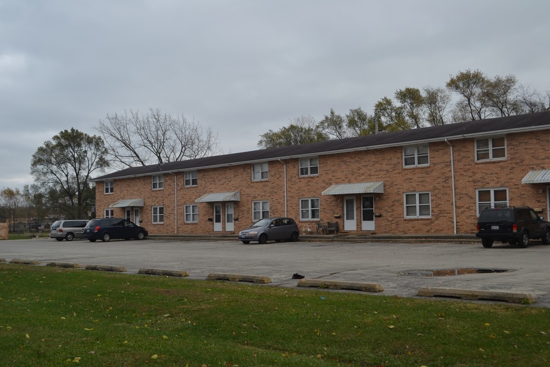 Bennett Street Townhomes in Loves Park, IL - Building Photo