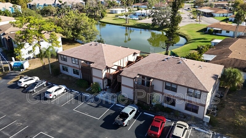 5026 Water Oak Dr in Bradenton, FL - Building Photo