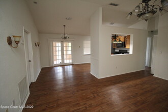 1735 Hazelton St NW in Palm Bay, FL - Building Photo - Building Photo