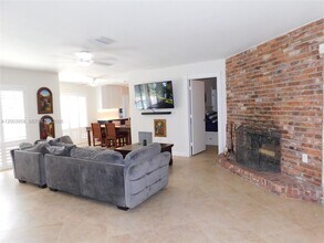 108 NE 30th St in Wilton Manors, FL - Building Photo - Building Photo