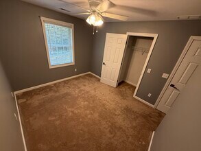 264 Great Brook Rd in Groton, CT - Building Photo - Building Photo
