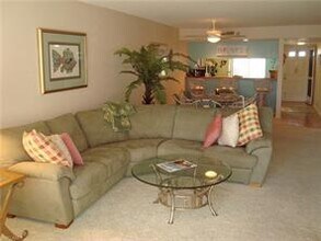 142 Palm Dr-Unit -3004 in Naples, FL - Building Photo - Building Photo