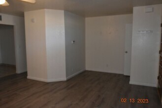 203 E Upjohn Ave in Ridgecrest, CA - Building Photo - Building Photo