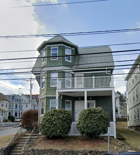 349 Boston Ave in Medford, MA - Foto de edificio