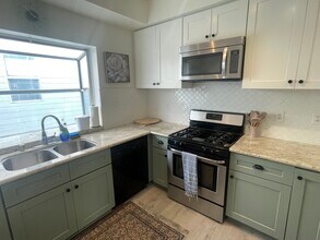 32 28th Ave in Venice, CA - Building Photo - Building Photo