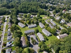 4 Marshall Dr in Cornwall, NY - Building Photo - Building Photo
