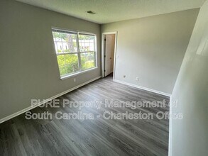 7206 Sweetgrass Blvd in Hanahan, SC - Building Photo - Building Photo