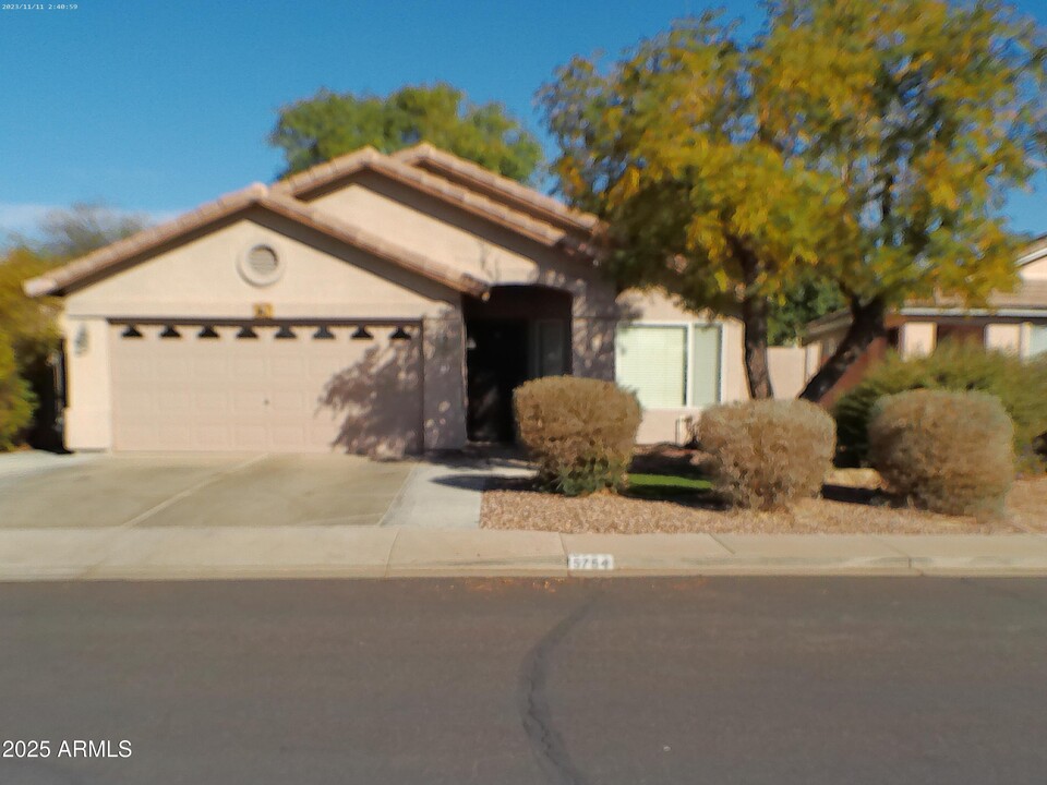 5754 E Glade Ave in Mesa, AZ - Building Photo