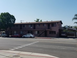 Regent Arms in Huntington Park, CA - Building Photo - Other