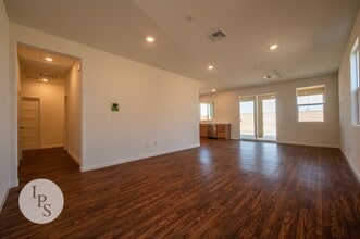 3633 Pacifica Dr in Madera, CA - Building Photo - Building Photo