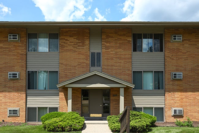Wyndham Hill Apartments