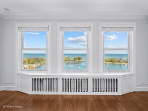 3240 N Lake Shore Dr in Chicago, IL - Building Photo - Building Photo