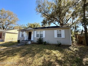 1138 Saratoga Blvd in Jacksonville, FL - Building Photo - Building Photo