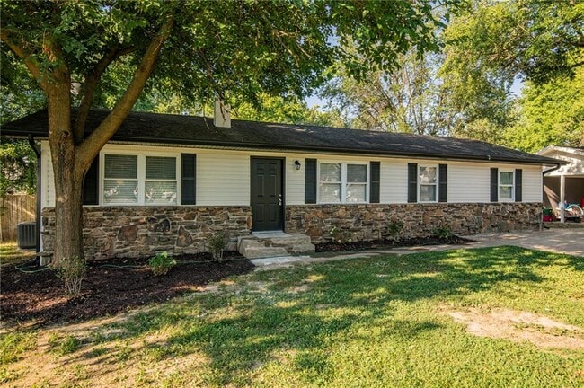 property at 716 E Sumac St