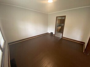 500 W Parkwood Dr in Dayton, OH - Building Photo - Building Photo