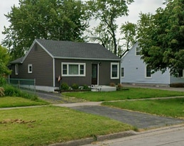 21 Mary St in Fort Erie, ON - Building Photo