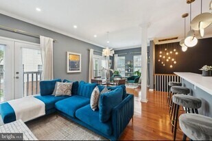 401 Woodcrest Dr SE, Unit 1A in Washington, DC - Building Photo