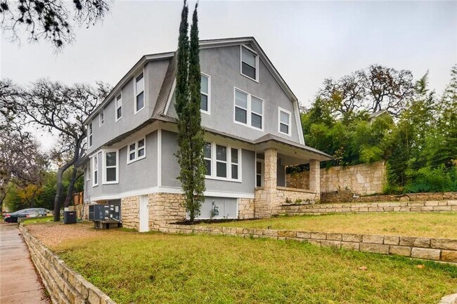 810 W 32nd St in Austin, TX - Building Photo - Building Photo